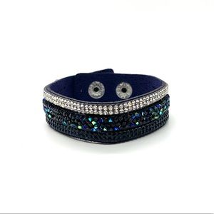 Navy blue beaded rhinestone bracelet